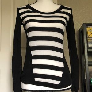 Victoria Secret Shirttail-hem Sweater XS